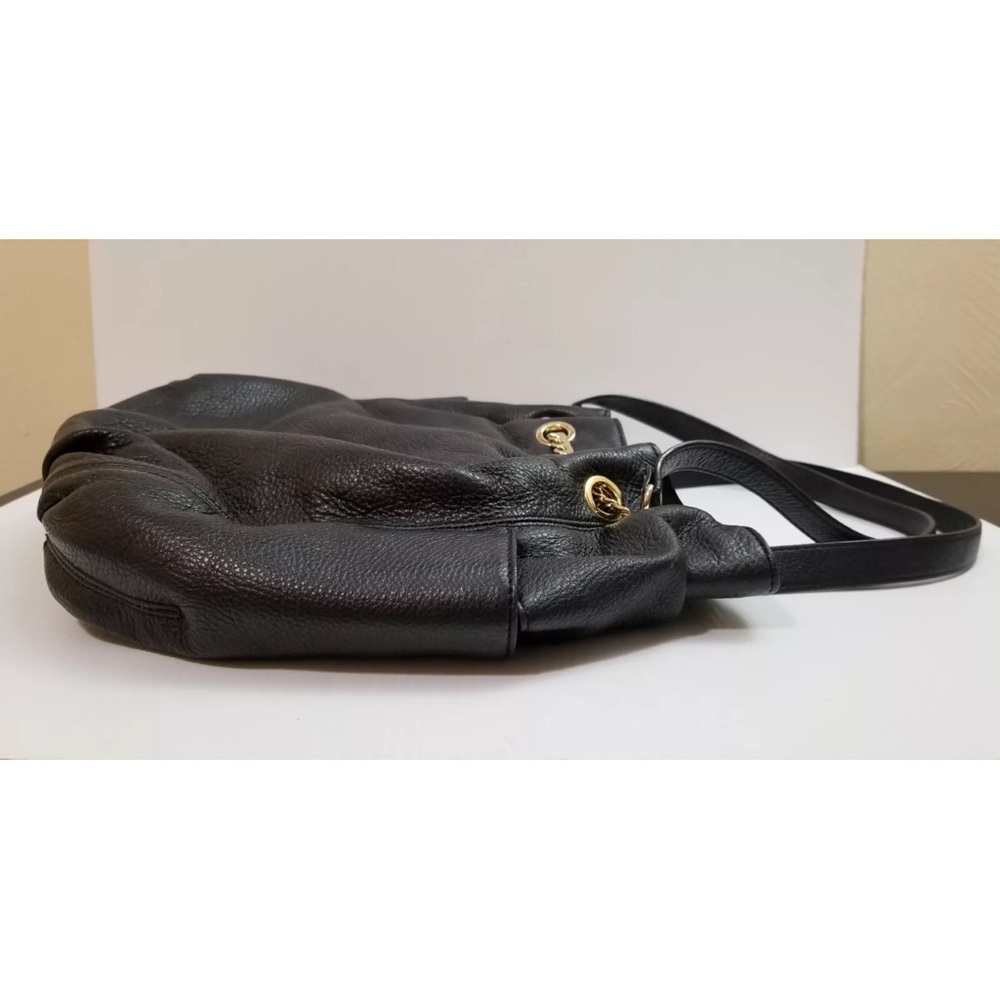 Michael Kors Black and Gold Shoulder Bag with Chain Detail - Picture 4 of 10